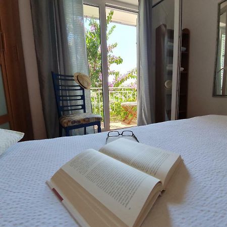 Luka'S House - Zf Hvar フヴァル エクステリア 写真