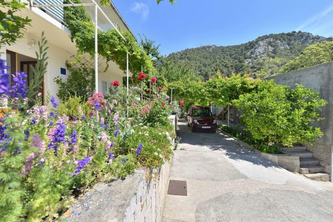 Luka'S House - Zf Hvar フヴァル エクステリア 写真