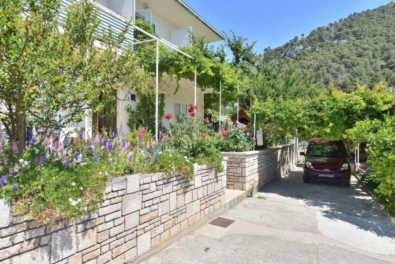 Luka'S House - Zf Hvar フヴァル エクステリア 写真